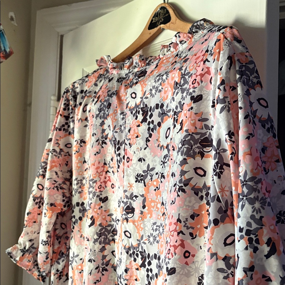 Floral peasant dress with ruffle sleeves - Picture 7 of 9